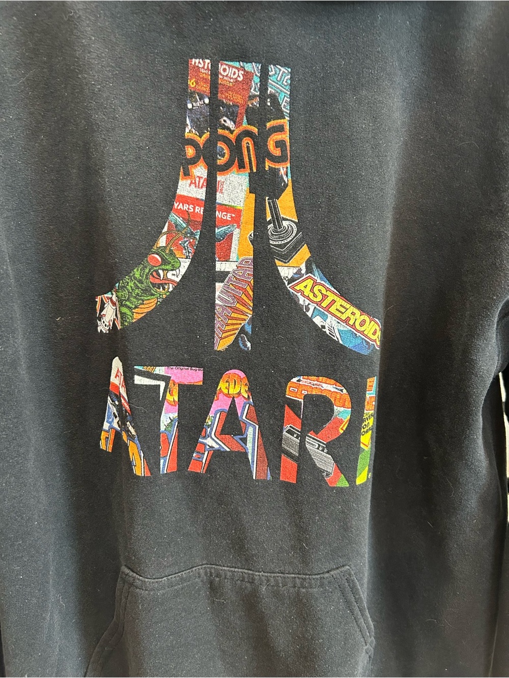 Atari Black Logo Pullover Hoodie size M has wear missing drawstring - Picture 2 of 6